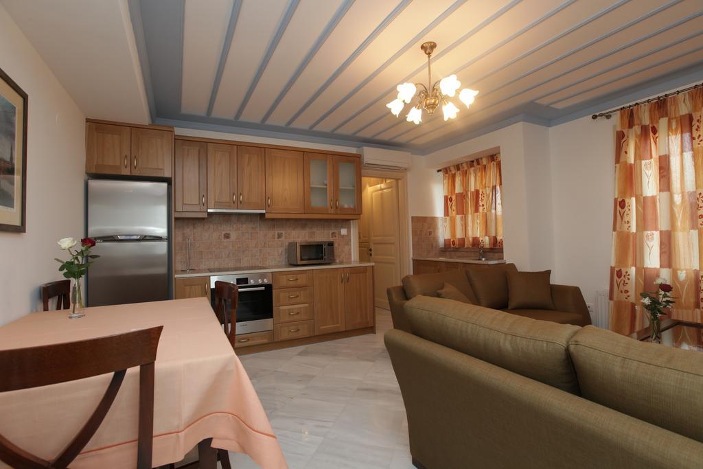 Avgerinos Hotel Kampochora  Cameră foto